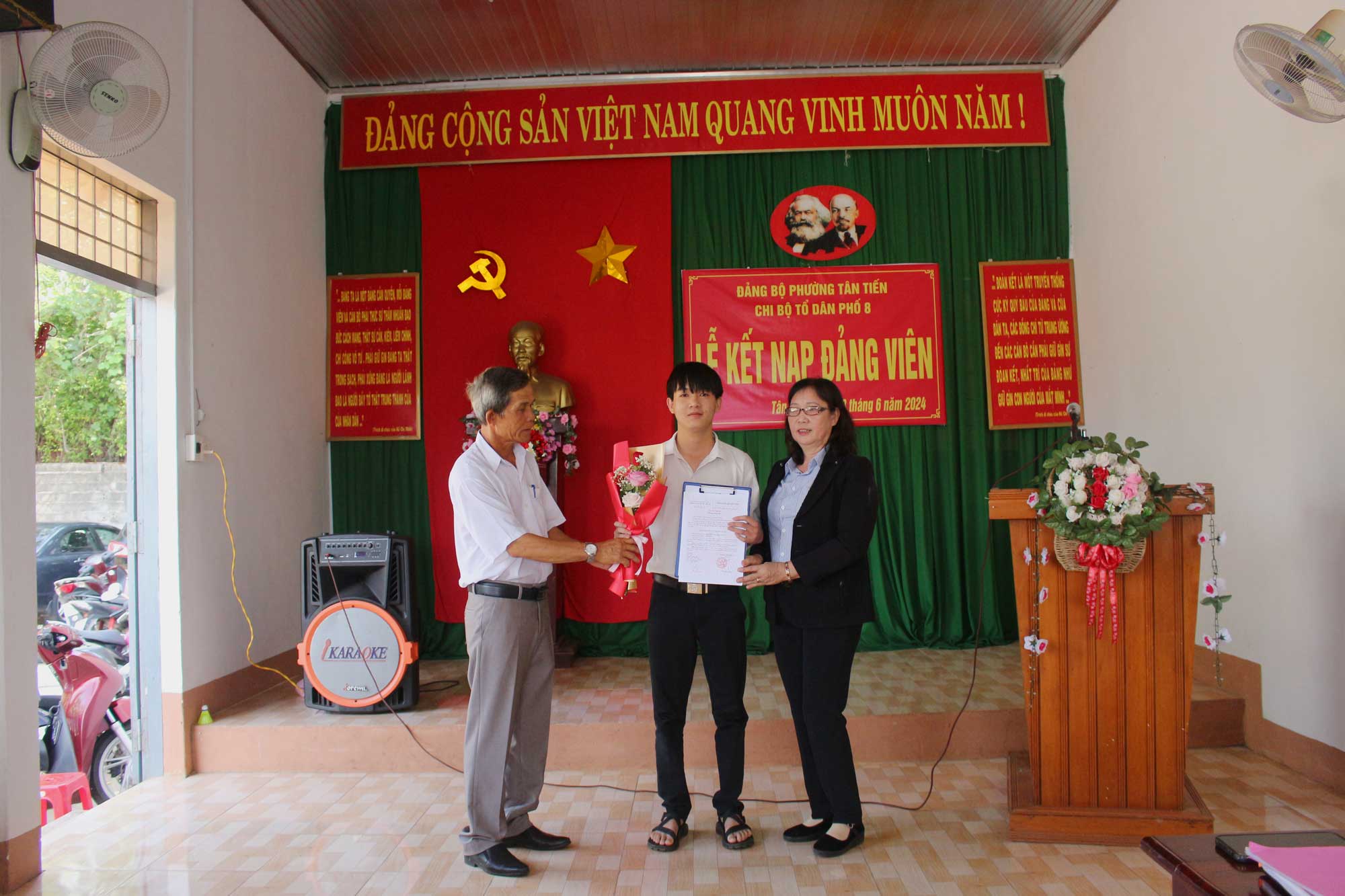 5.6. KẾT NẠP ĐẢNG VIÊN TDP8